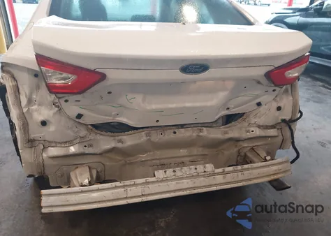 2016 Ford Fusion Se z USA, uszkodzony, nr VIN 3FA6P0HD1GR162619